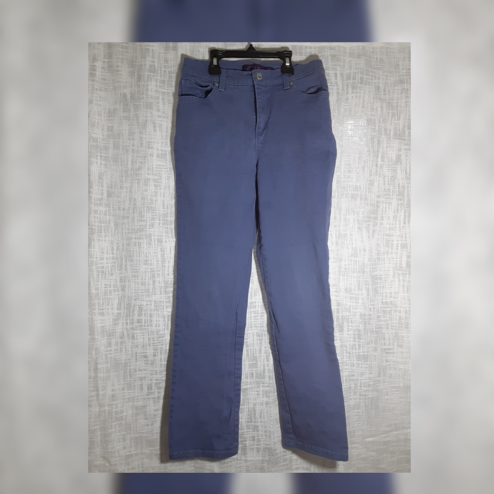 Gloria Vanderbilt Periwinkle Straight Leg Jeans